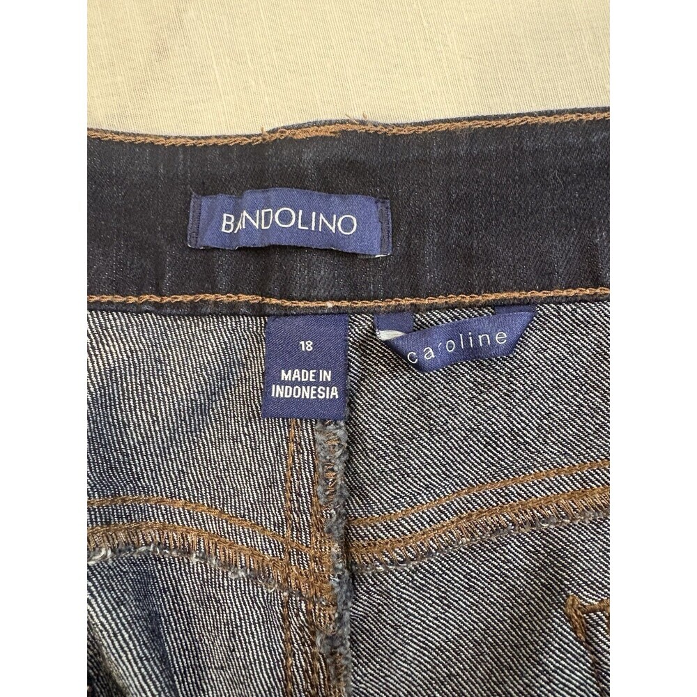 Bandolino Women Jeans Caroline Slim Straight Leg Pants Size 18 Dark Wash - Picture 4 of 6